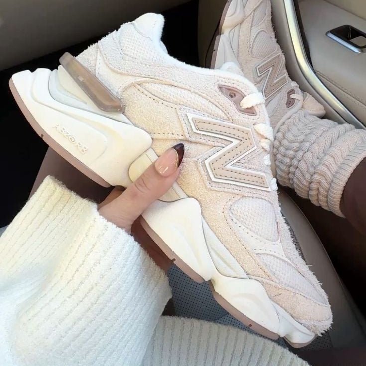 New Balance 9060 Sneakers Bisque Sea Salt
